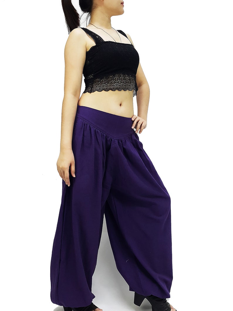 Gorgeous violet cotton pants unique design. It's a comfy trousers and have many color to choose !!