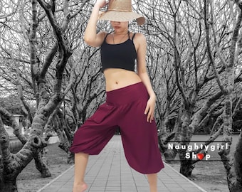 Calça midi Pikalda em rayon vermelho: Capri boho confortável com bolso LRM6
