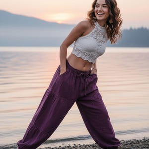 Pantalones harén de algodón morado lavado a la piedra Pikalda: pantalones bohemios unisex cómodos LCT3