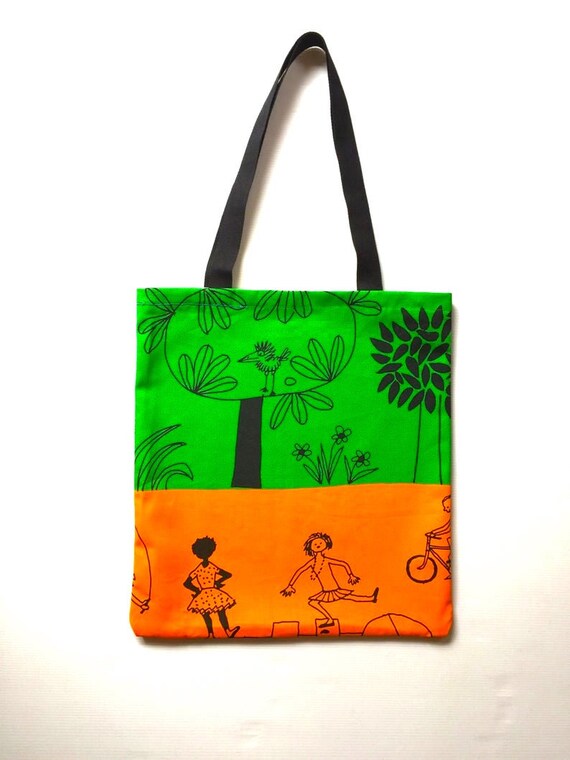 green beach bag