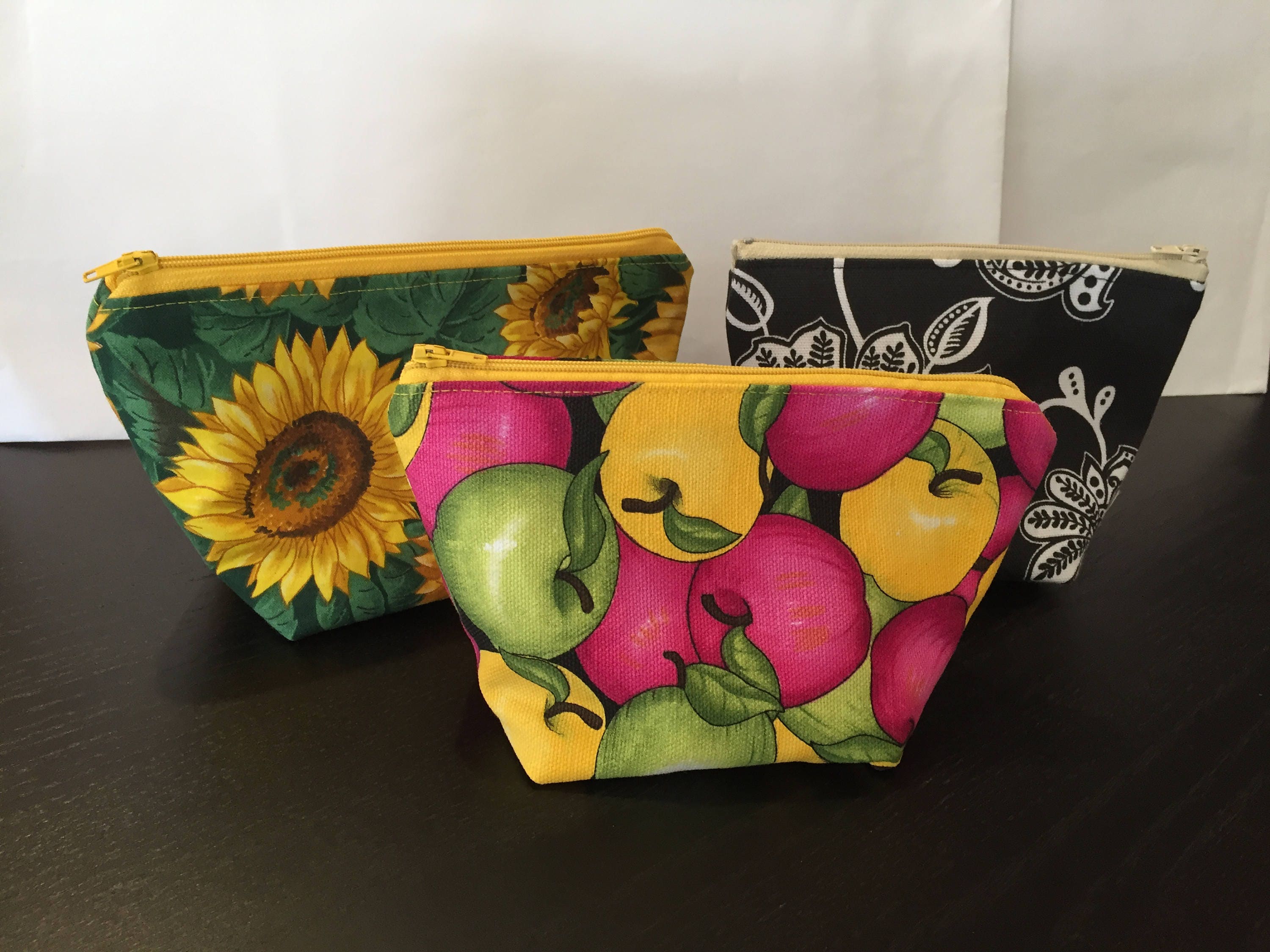 Black and White Makeup Bag Floral Makeup Bag Makeup Bag Etsy Canada