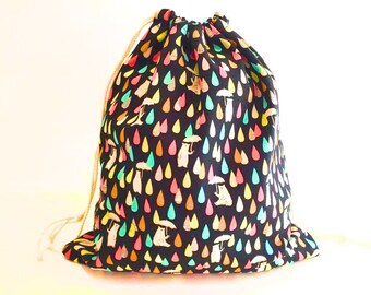 Sac à cordon imprimé ours, sac à cordon moyen, coloré, goutte de pluie, mignon, amusant, sac pour enfants, sac de projet