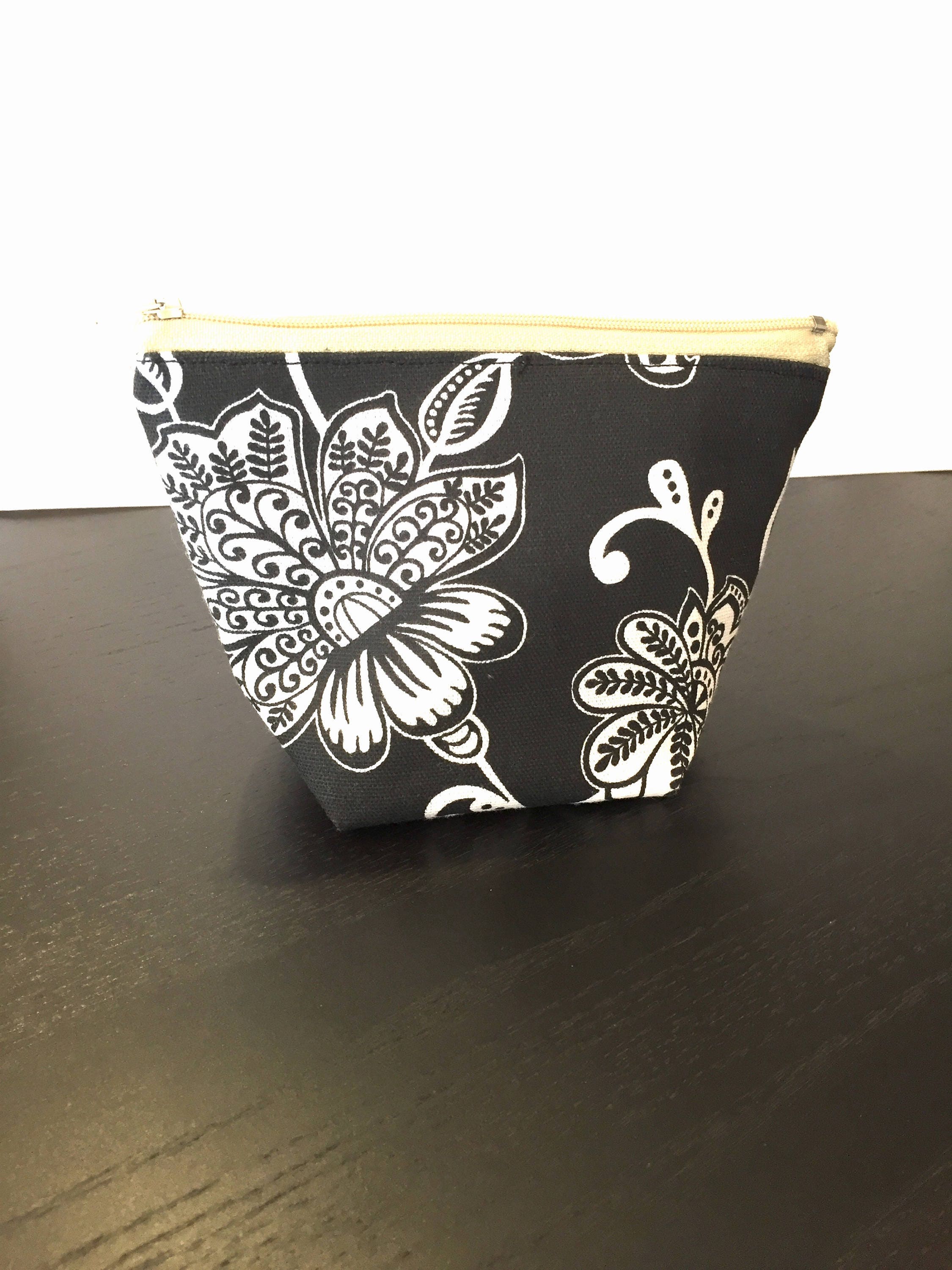 Black and White Makeup Bag Floral Makeup Bag Makeup Bag Etsy Canada