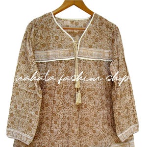 Sand Gray Floral Cotton Blouse – Hand Block Printed Indian Tunic Top – Boho Long Sleeve Tassel Kurti – Loose Fit Summer Shirt