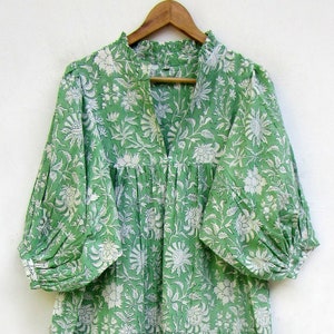 Robe longue longue en coton vert à imprimé floral robe longue à décolleté en V robe longue à manches 3/4 et boutons image 1