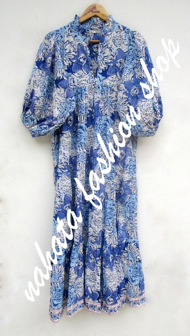 blues flower printed long maxi dress v neckline maxi dress 3/4th sleeve summer maxi dress image 5