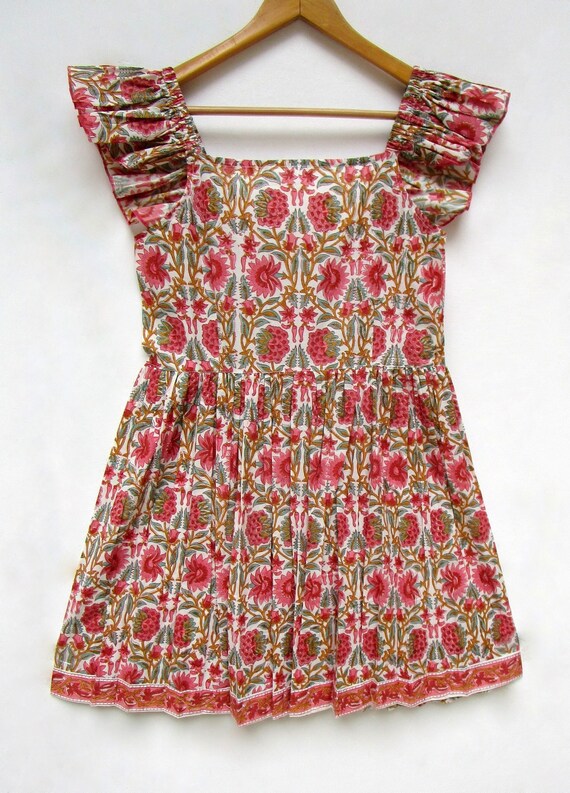Robe feuilles dorées hotsell
