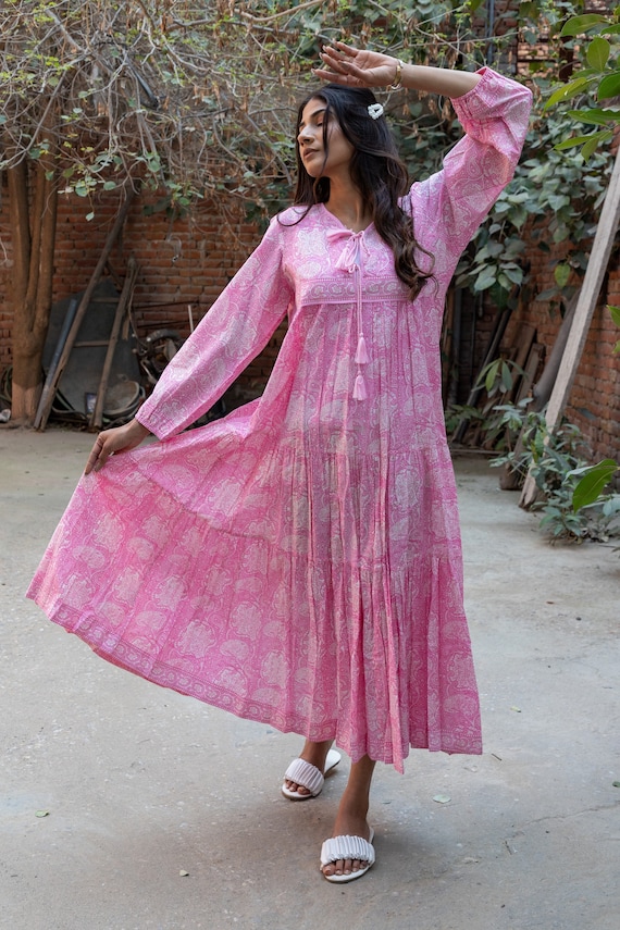 Pink paisley maxi dress hotsell