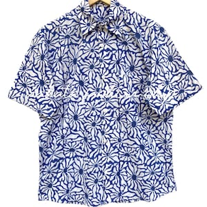 blue floral hand block printed cotton shirt - boho men&#39;s summer short sleeve shirt with buttons