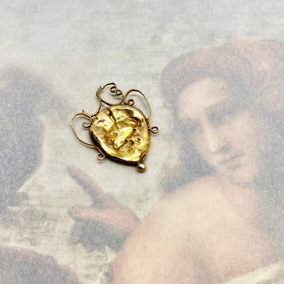 14k Gold Victorian Heart Pendant, Antique Heart Lo