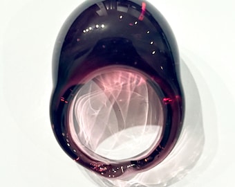 Anello Bubble in vetro di Murano molto appariscente, colore ametista trasparente.