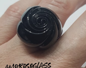 BOCCIOLO ring in black Murano glass.