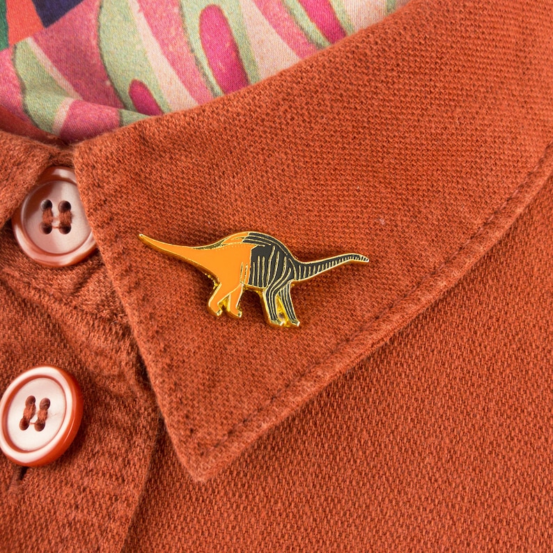 Charming Colorful Dinosaur Enamel Pin Set Of 6 - T-Rex, Stegosaurus & More Fun Brooches For Backpacks, Jackets & Hats, Perfect Gift For Dino Lovers!