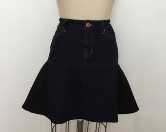 Falda de jeans reciclados, dobladillo acampanado, estilo bohemio (M-L) Única en su tipo