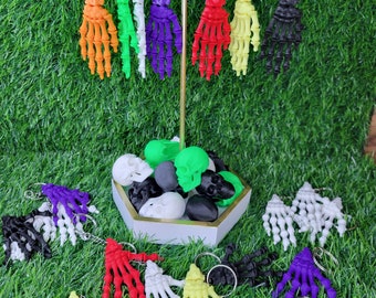 Super Fun Articulated Skeleton Keychain (3D Printed)