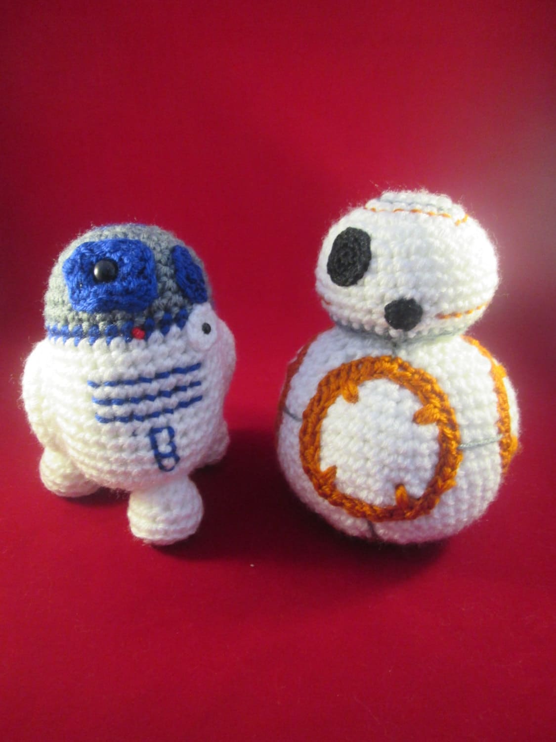 round robot toy