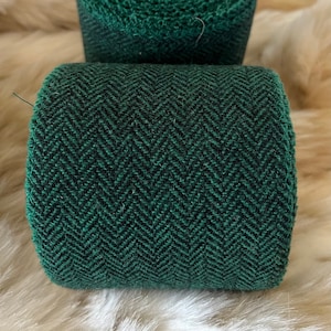Winingas - Viking - Norse - Anglo-Saxon Leg Wraps Kelly green and deep midnight black