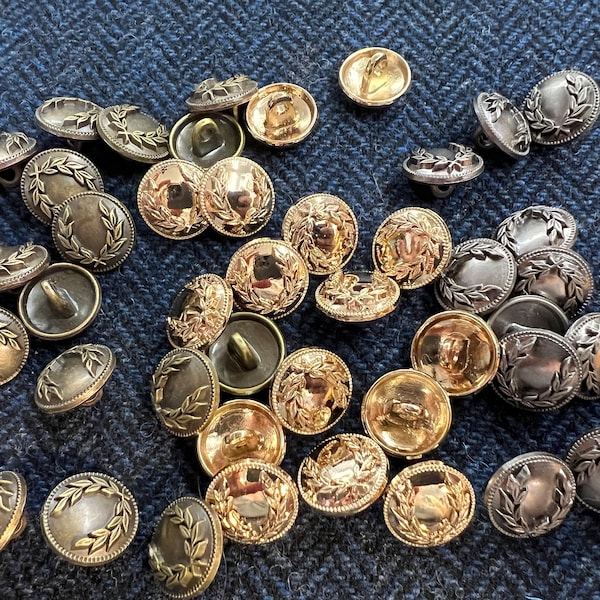 Laurel Wreath (SCA Order of the Laurel) Buttons, set of 10 - Antique brass, silver or gold