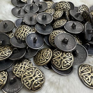 17 mm bronze celtic knot metal shank button, set of 10