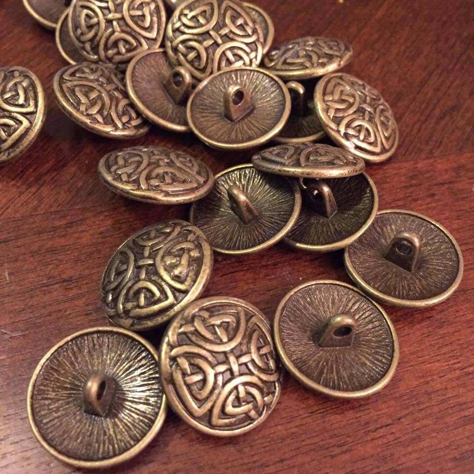 17 mm bronze celtic knot metal shank button, set of 10