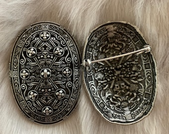 Norse style Viking tortoise turtle brooches, style 5 silver color