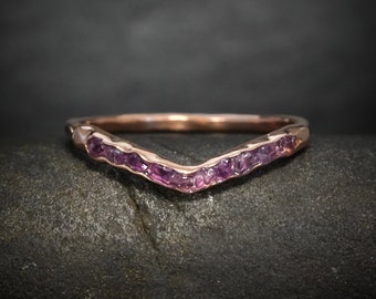 Raw Amethyst Wave Ring. Organic Rustic Alternative Raw Rough Uncut Natural Purple Gemstone Bezel Set Amethyst Wave Chevron Wedding Band Ring