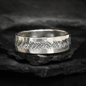 Textured Band Ring. 5mm Wide Sterling Silver Textured Ring. Silver Pattern Band Ring. Wide Pattern Band. Textured Mens Wedding Band Ring