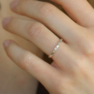 1.5mm Slim Hammered Ring. Organic Rustic Hammered Textured Unique Slim Skinny Yellow Rose White Gold Silver Wedding Band Ring