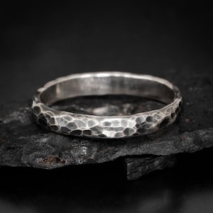 3mm Simple Hammered Band. Alternative Hammered Textured Rustic Unique Half Round Silver Gold Mens Women Wedding Band Ring