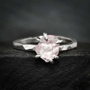 Pink Raw Sapphire Ring. Unique Hammered Rustic Organic Raw Light Pink Sapphire Ring Prong Set Sapphire Ring Raw Pink Crystal Engagement Ring