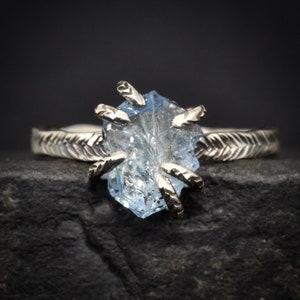 Raw Aquamarine Ring. Unique Rustic Rebel Alternative Organic Feather Raw Rough Uncut Natural Blue Prong Set Aquamarine Engagement Ring