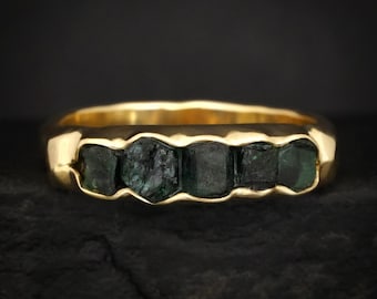 Wide Raw Emerald Band Ring. Rustic Organic Alternative Unique Raw Rough Uncut Deep Dark Green Natural Genuine Emerald Wedding Band Ring