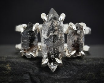 Versandfertig US Größe 6.5. Herkimer Diamant Ring. Rustikale Organische strukturierte 3 Herkimer Zacken Set Natürliche Herkimer Diamant Verlobungsring