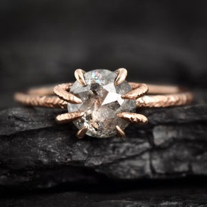 Round Diamond Ring. Rose Gold Rose Cut Round Salt and Pepper Grey Black Round Diamond Spider Setting Ring. Unique Engagement Ring