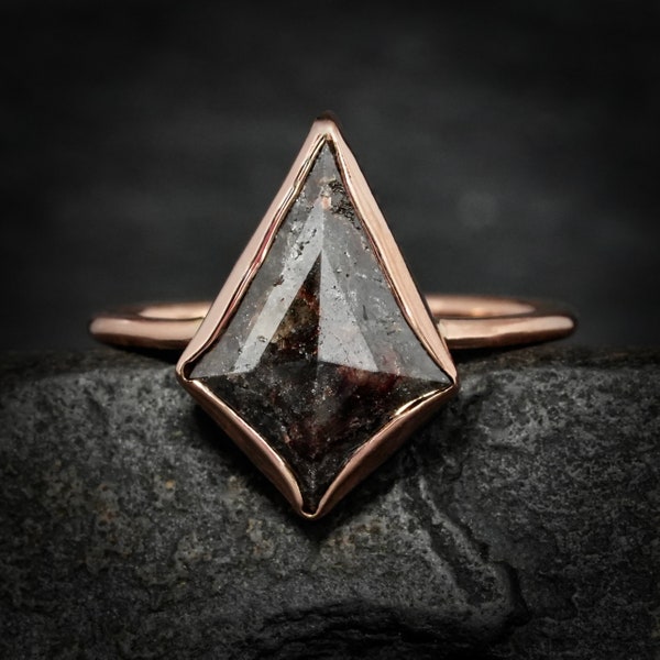 Salt and Pepper Kite Diamond Ring. Rustic Organic Rose Gold White Diamond Prong Set Brown White Pink Salt and Pepper Kite Diamond Ring