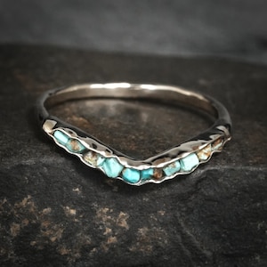 Unique Raw Turquoise Wave Ring. Turquoise Chevron Ring. Raw Turquoise Wedding Band. Arizona Turquoise Ring. Turquoise Nesting Band Ring