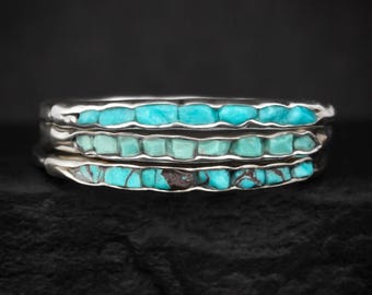 3 Raw Turquoise Ring Stack. Rustic Solid Gold or Silver Uncut Turquoise Skinny Slim Dainty Stacking Ring Set