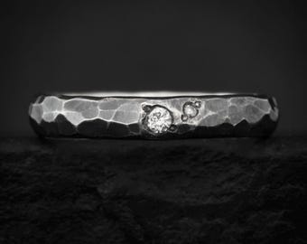 Hammer Textured Diamond Band. Rustic Hammered Solid Silver or Gold Natural Round Diamond Half Round Alternative Wedding Stacking Ring