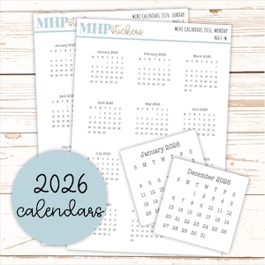 Puede incluir: Un conjunto de calendarios imprimibles de 2026 en blanco y negro. Los calendarios están diseñados para semanas que comienzan en domingo y lunes. La imagen incluye el texto "2026 calendars" en un círculo azul.