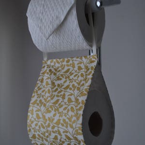 Portarotolo porta carta igienica decorativo in tessuto - Beige con foglie oro e uccelli. Piccolo portaoggetti per il bagno. Decorazioni per la casa.1 o 2 rotoli