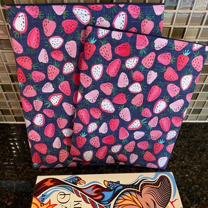 Book Sleeve, Strawberry, Strawberries tablet sleeve, Ipad sleeve, Padded book cover, Book Cozy, Paperback, hardcover, Book sleeve cover