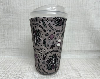 Morally grey Bookish iced coffee cozy, dark romance reader cup sleeve for Iced drinks, romantasy reading gift for women, cup sleeve for her