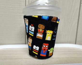 100 Café helado unificado acogedor, taza de personaje acogedora para bebidas frías, regalo de café reutilizable para adolescentes, para ella, regalo para los amantes del mundo mágico