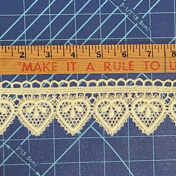 Vintage Lace Heart Trim: 3 Yards