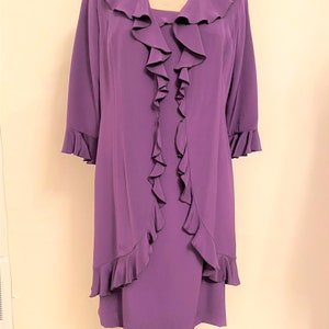 Robe et veste longue en soie violettes vintage de Yolanda image 2