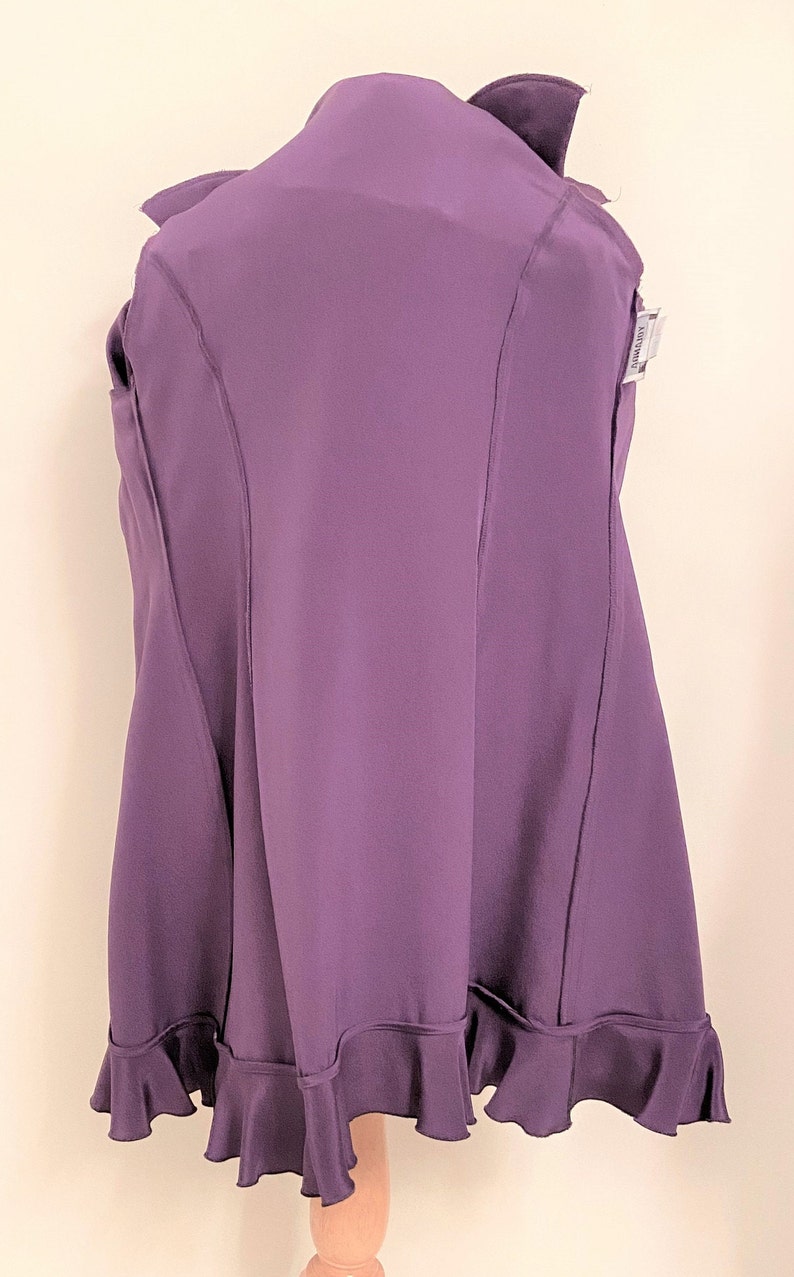 Robe et veste longue en soie violettes vintage de Yolanda image 8