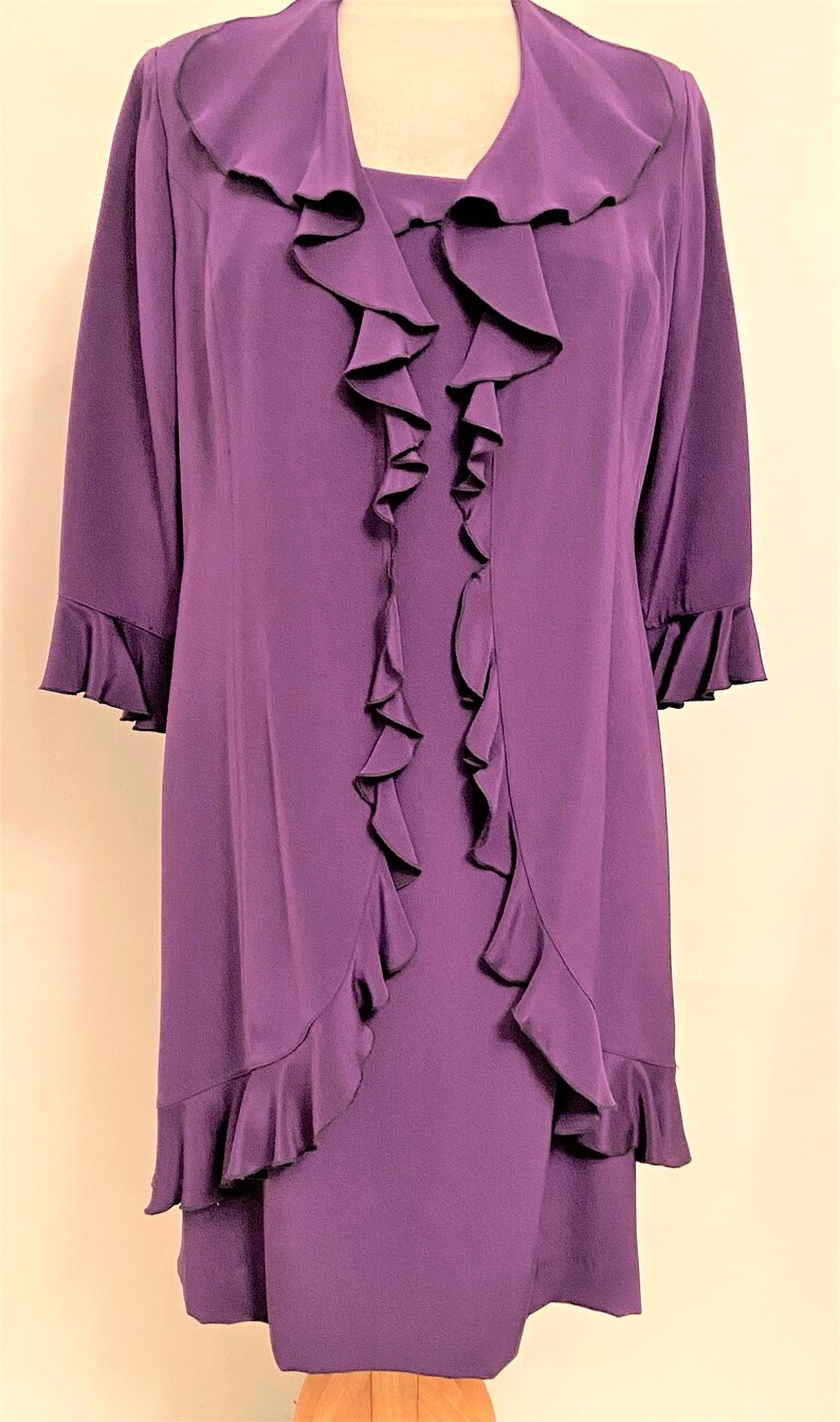 Robe et veste longue en soie violettes vintage de Yolanda image 3