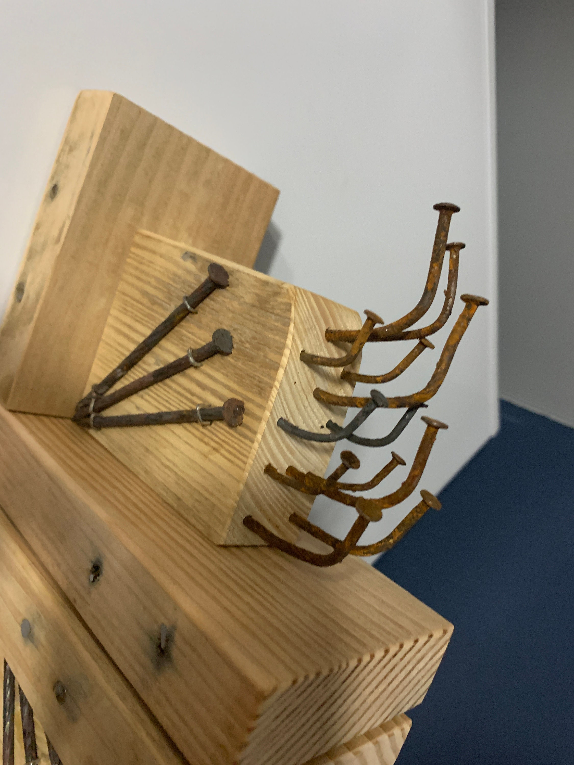 Handgemachte rustikale industrielle Buchstützen Holz | Etsy