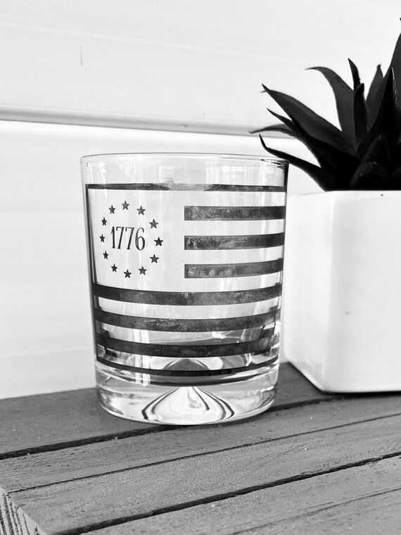 1776 American Flag Etched Cocktail glass