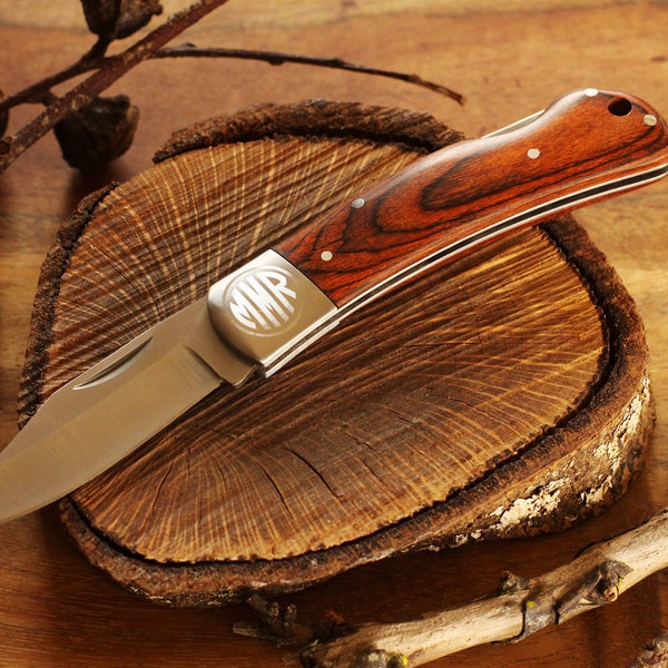 Engraved Pocket Folding Knife Gift for Him, Custom Groomsmen Gifts Personalized Knife with Wood Handle, Father's Day Gift